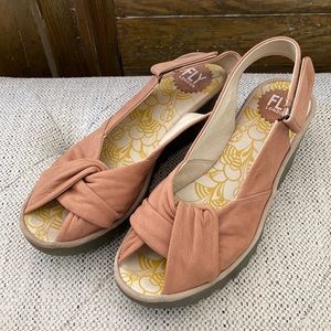 FLY London 🍁 sandal wedges